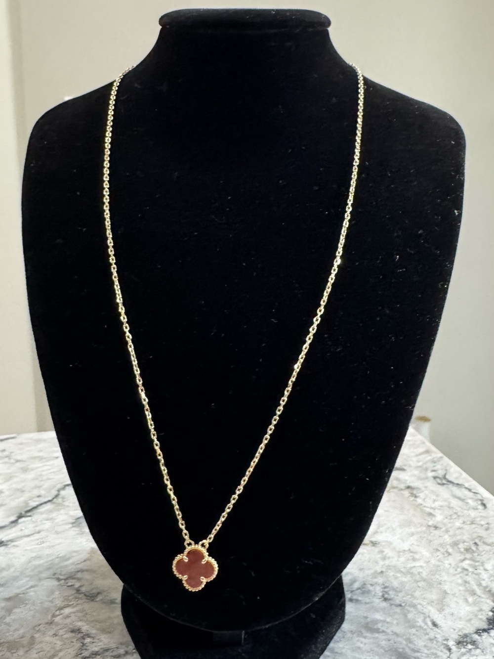 10K Gold Chain Necklace with Red Clover Pendant 18”